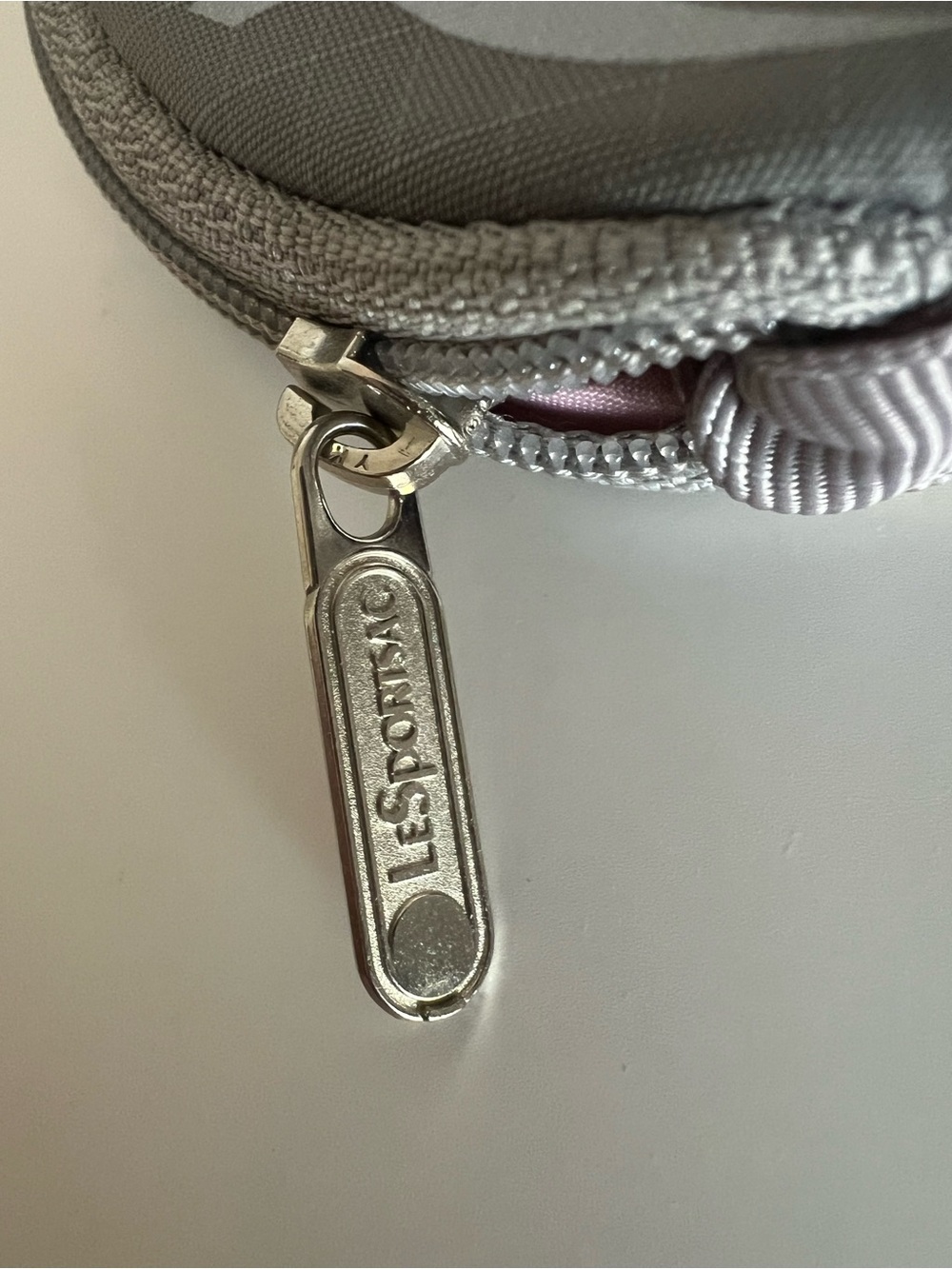 Lesportsac x Disney Its A Small World Keyring Coin Purse - Picture 3 of 6